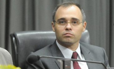 MINISTRO ANDRÉ MENDONÇA