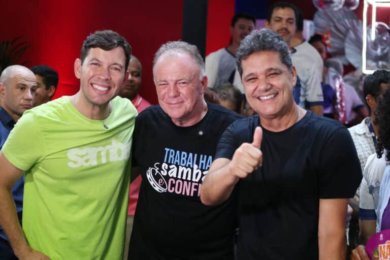 O prefeito de Vila Velha, Arnaldinho Borgo, o governador Renato Casagrande e o vice-governador Ricardo Ferraço