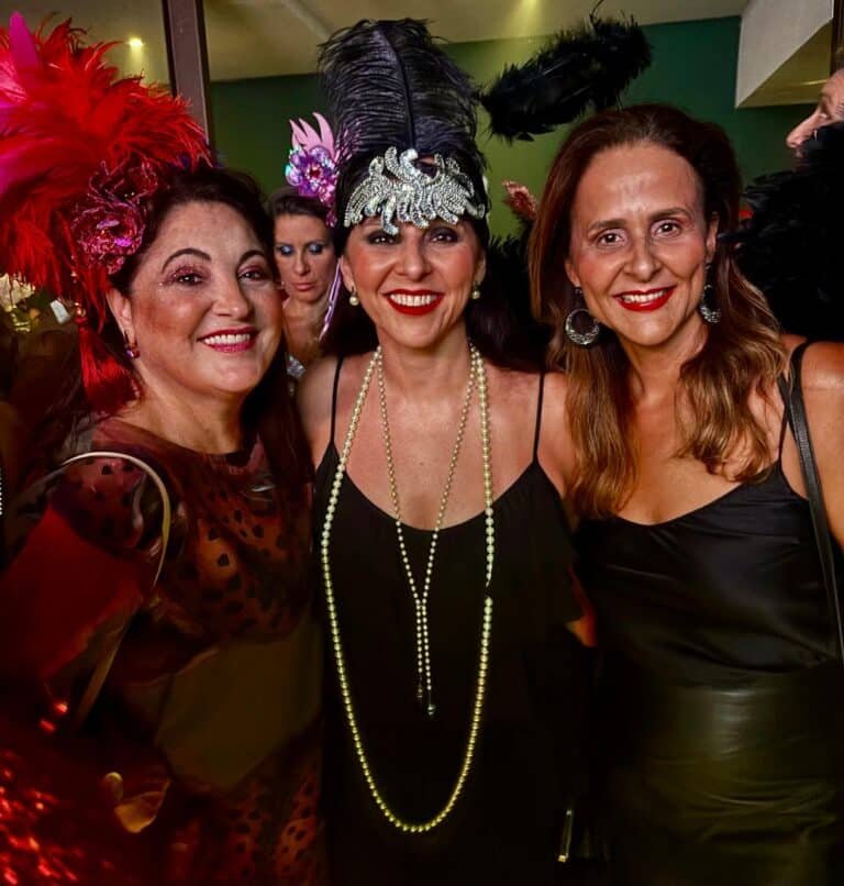Marcia Casagrande, Andrea Simmer e Isabela Simmer