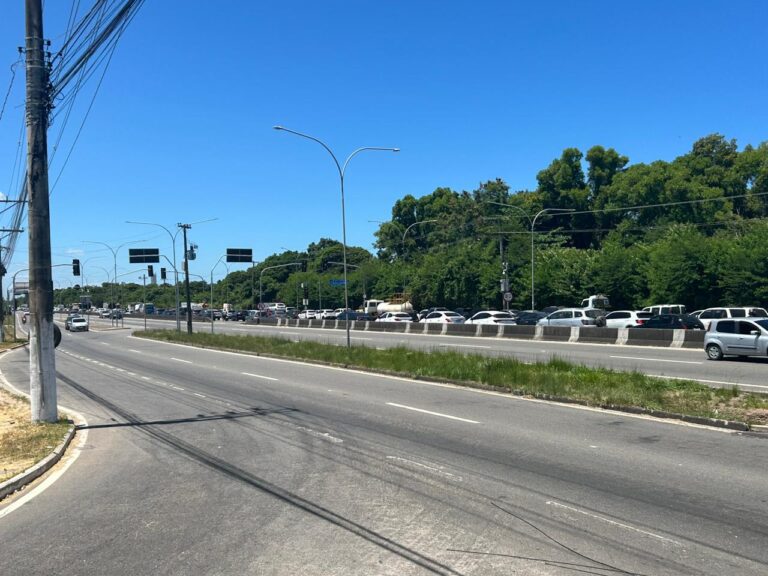 acidente na rodovia do sol em vila velha 03