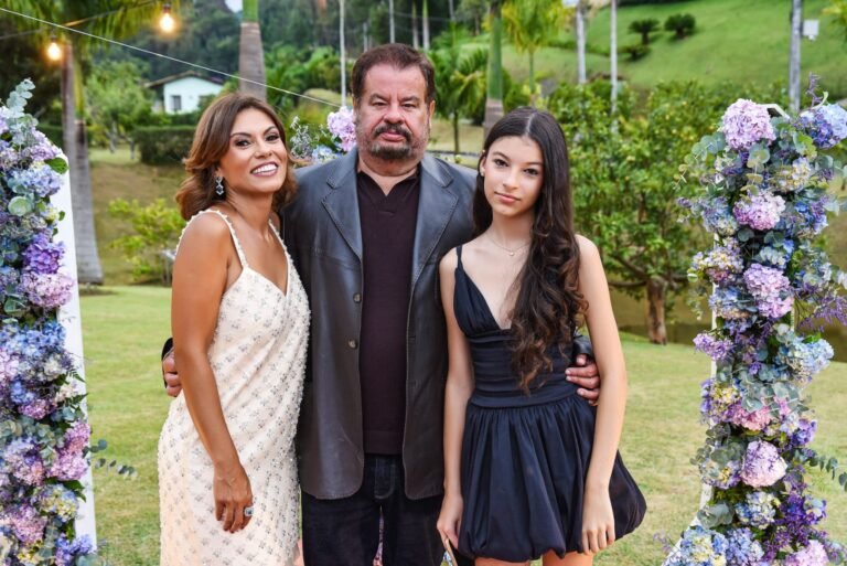 Lucimar e Arlindo Soares com a filha  Maria Júlia Soares