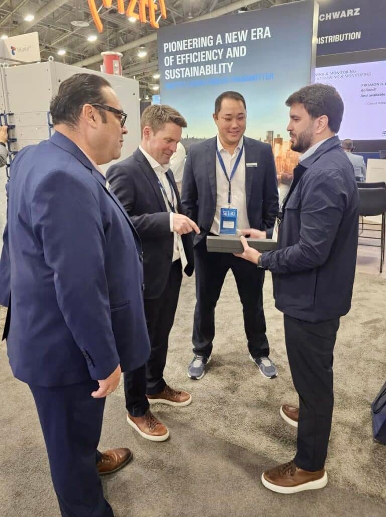 Steven Edwards,  Juan Carlos Pachon , Thiago Nakagawa e João Resegue