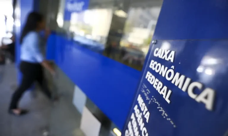 Trabalhador terá dinheiro extra no FGTS. Veja quem tem direito!