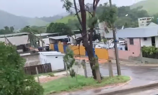 chuva em castelo 012