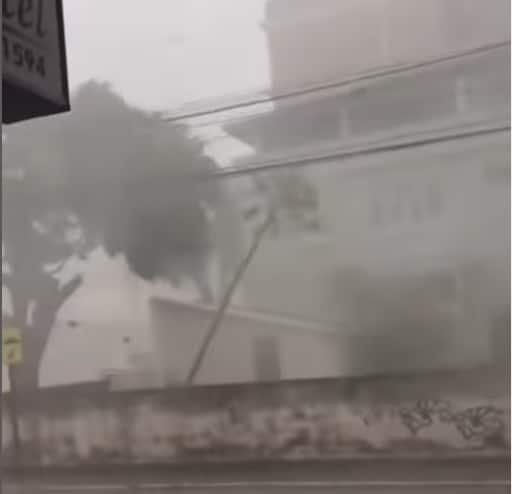 chuva em castelo