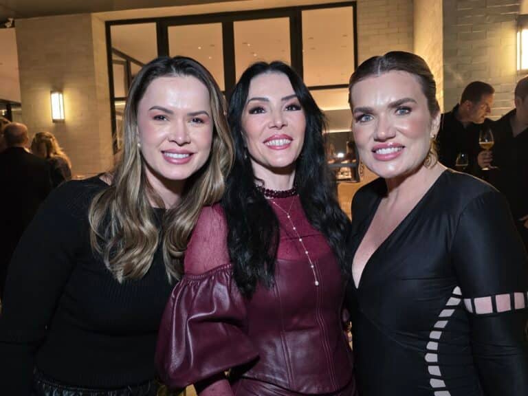 Francielly Ramos, Claudia Mameri e Brisa Clem.