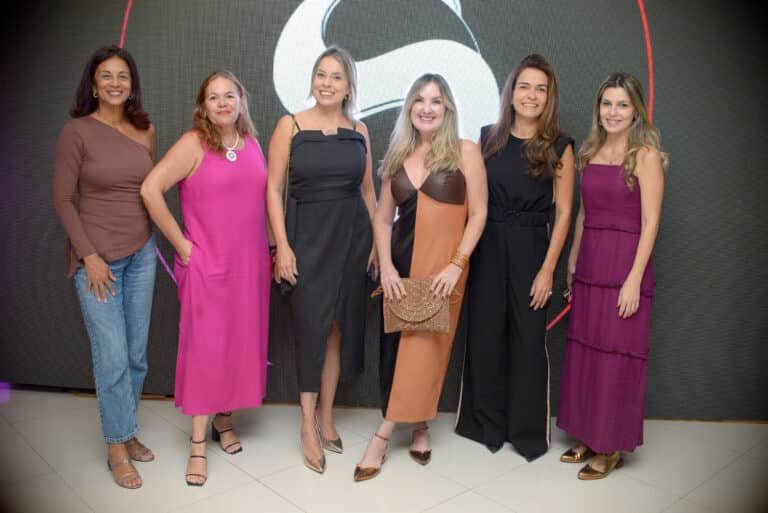 Eunice Machado,Cintia Barreto, Aline Marques, Wanessa Frias, Ana Paula Costa e Alessandra Marques.
