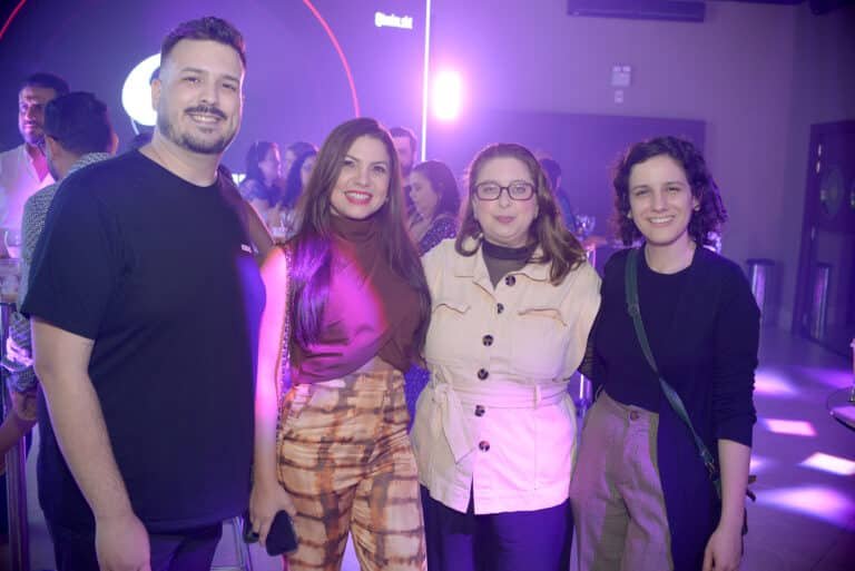 Lucas Oliveira, Márcia Soares, Kailla Bottoni e Yza Rangel