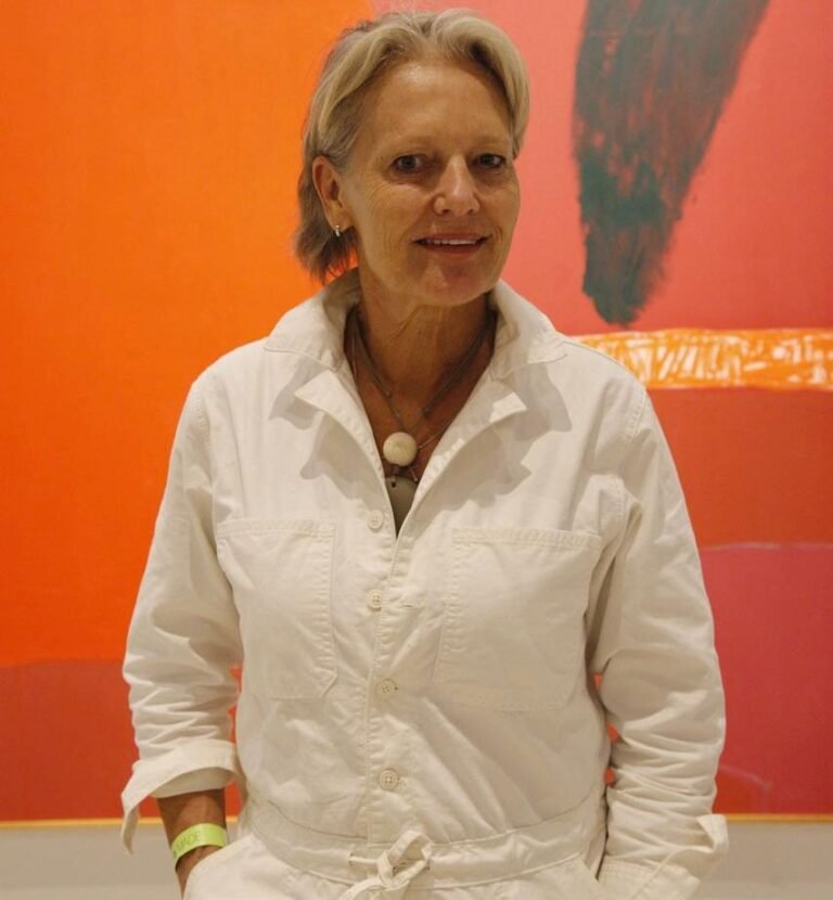 A artista Mai-Britt Wolthers