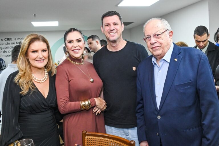 Juliana Costa, Raigna Vasconcellos, Carlos Eduardo de Almeida Coutinho e José Augusto Minarelli.