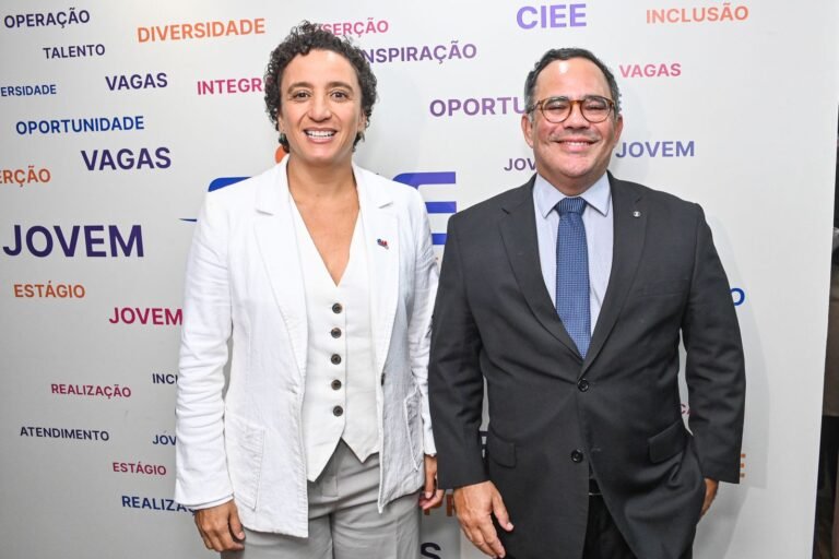 A Presidente da OAB, Érica Neves, e o desembargador Raphael Americano Câmara.
