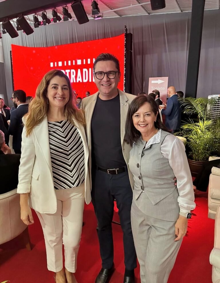 Lígia Rocha-Wind Logistics, Marcelo Robers- Imetame  e Leila Moreira, NexOne Soluções em Comércio Exterior.