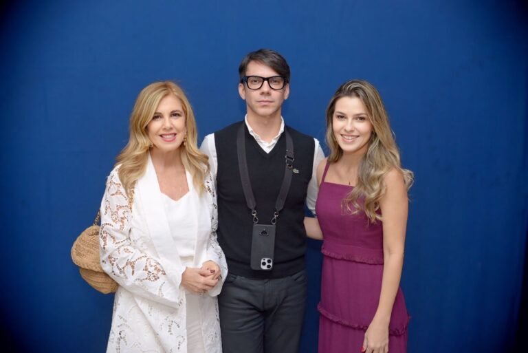 Claudia Louzada, colunista social; Leonardo Davel, gerente de Comunicação e Marketing do Senac; e Alessandra Marques, diretora de Marketing.