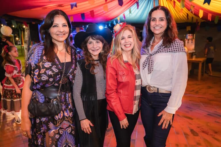Bernadette Bragatto, Kítia Perciano, Claudia Louzada e Denise Giestas.
