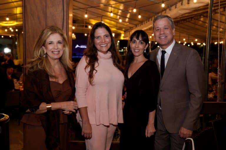 Claudia Louzada, a primeira-dama de Vitória, Paula Pazolini, Karina Machado e Fabiano Pereira.