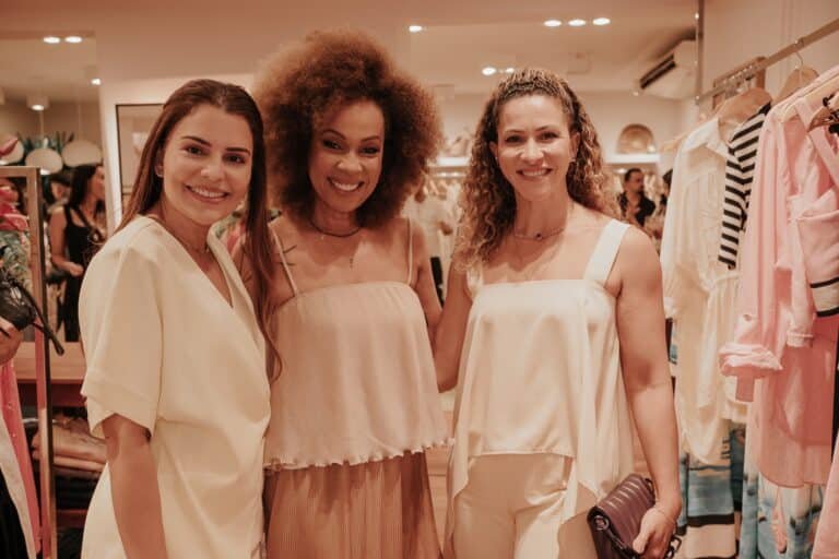 Larissa Barbosa, Silvana Araújo e Flavia Modenesi