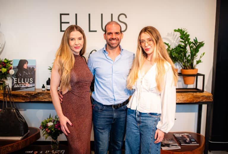 Nelson Alvarenga Jr com Nathália e Larissa Denadai