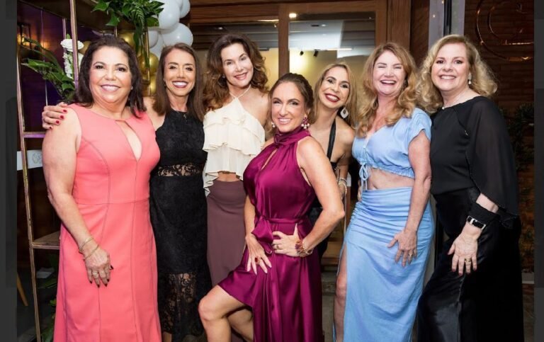 Monica Meneghel, Lilian Franklin, Iria Giacomin, Rogéria Machado, Cláudia Marriel, Rosane Sarria e Lilian Citty.