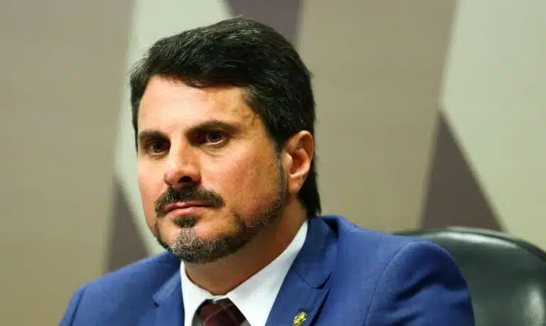 Avante lança Marcos do Val para disputar a reeleição ao Senado