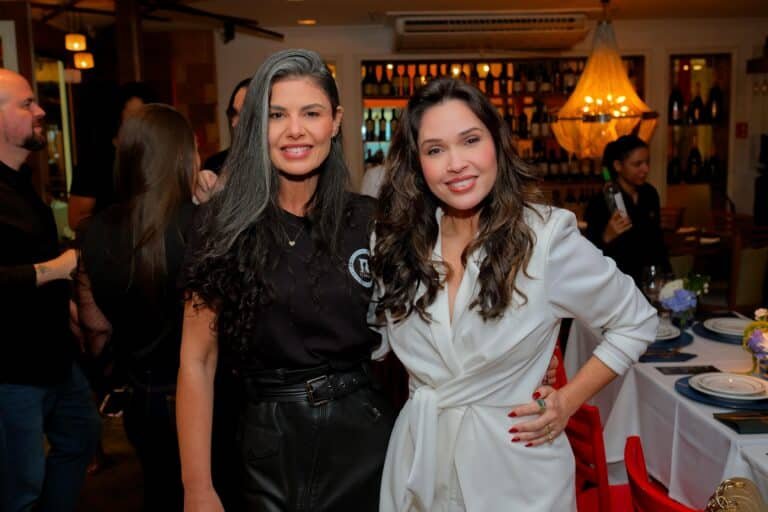 Carol Lobato e Elayne Borel