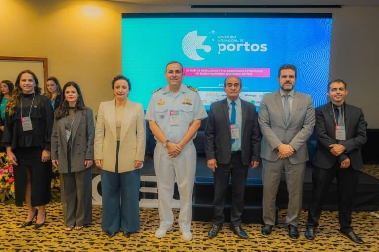 Adriana Pessoti, Adriana Junger, Érica Neves, Marcelo Rey, Dr. Coutinho, Fábio Damasceno e Fabrício Diniz