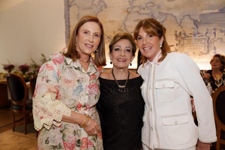 Mary Helal. Dapaz Romano e sua irmã Valéria Braido
