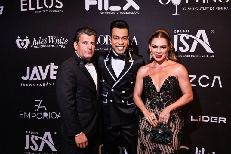 Marlon Vianna com o casal , Thais e Osvaldo Carvalho