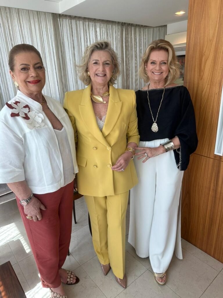 Helvia Abaurre , Gracinha Nader e Solange Herkenhoff