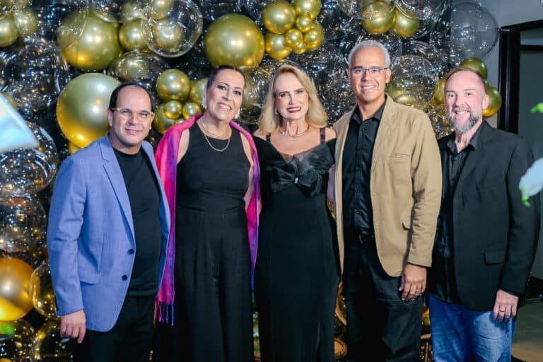 Kako Dinelli, Márcia Chagas, Silvânia Saadi, Roger Bezerra e Rafael Pinheiro.