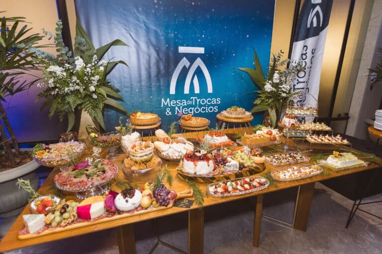 Buffet assinado por Antonio Carlos (Buffet & Cia).