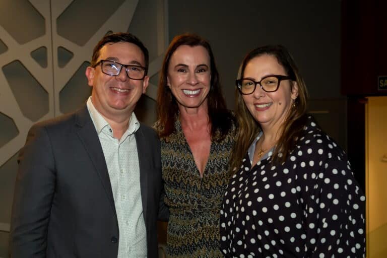 Richardson Schmittel , Luciana Almeida e Paola Forechi