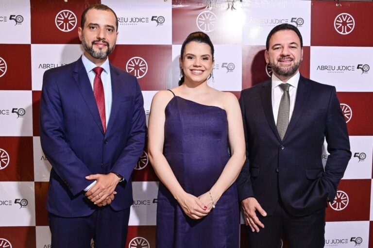 Leonardo Gonoring, Sarah Morelli e Rodrigo Júdice
