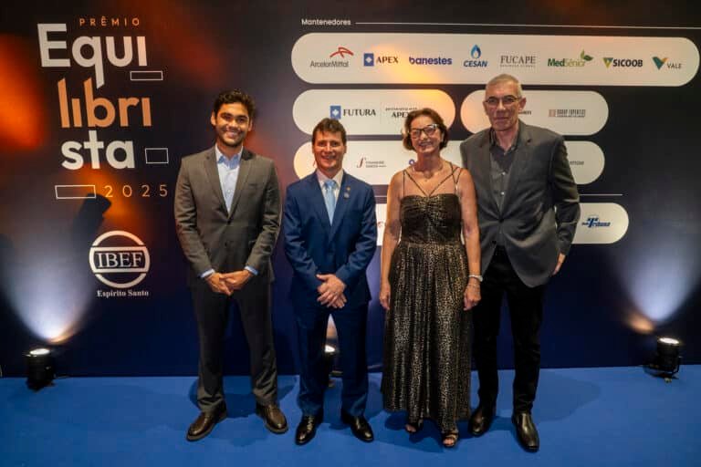 Pedro Chieppe, Alecsandro Casassi com Eulália e Décio Chieppe