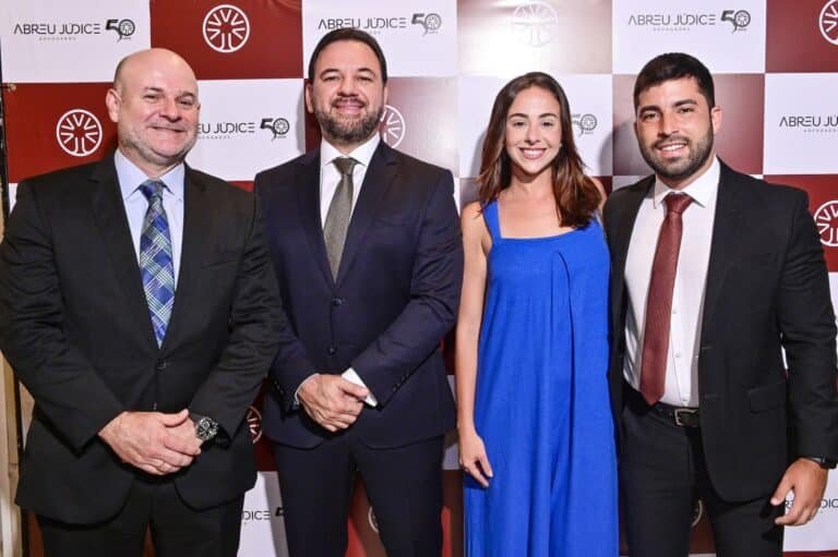 Tarcísio, Rodrigo e Tainá Coutinho e Aylton Dadalto