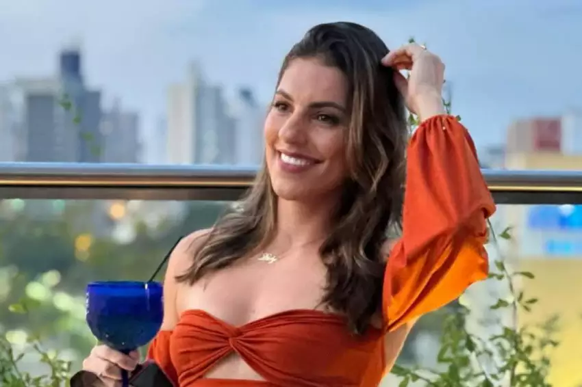 11ad98a3373caa544963b293ca480b56