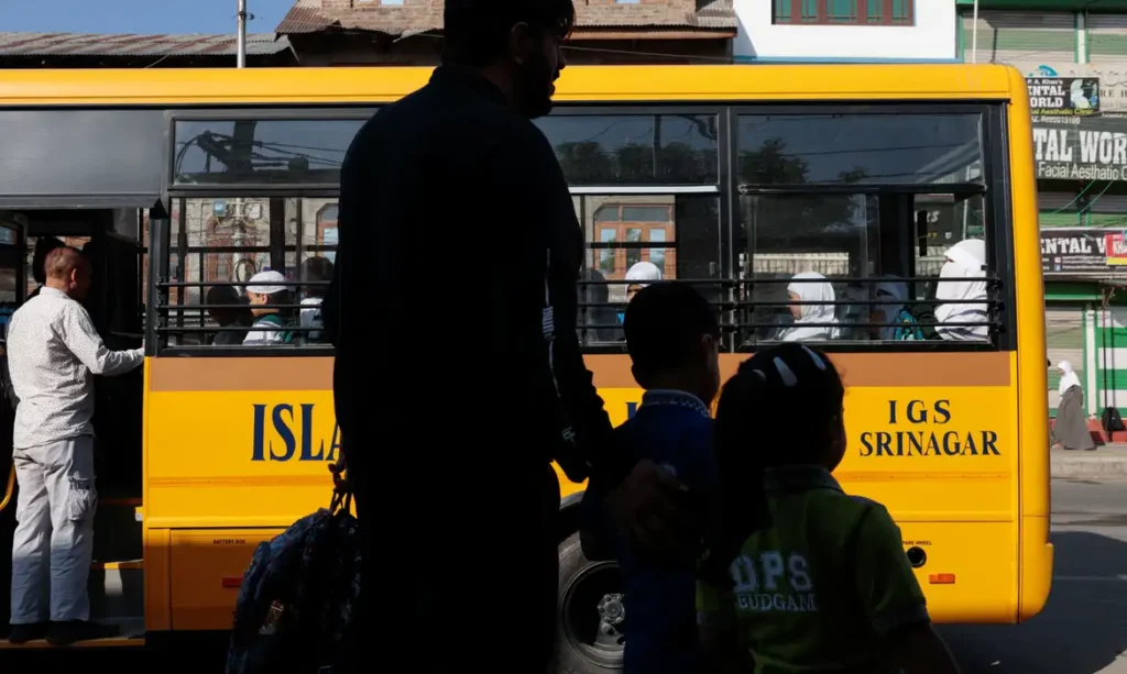 2025-05-13t043204z_1328293357_rc2qgeazy556_rtrmadp_3_india-pakistan