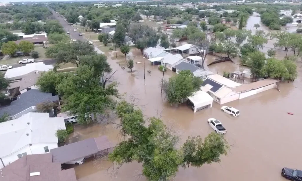 2025-07-05t151216z_1_lynxmpel6409y_rtroptp_4_usa-weather-texas-flooding