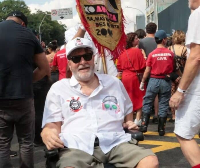 23-2-25-Marcelo-Rubens-Paiva-agredido-em-bloco-696×586-1