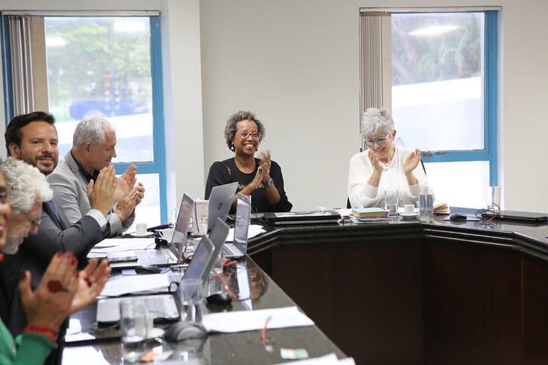 2930e347-6d8f-4cb5-85bc-7754a4c95f2b