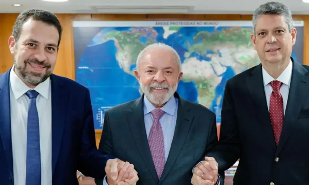 7771541b-9e61-42b8-96ee-b221136c7613