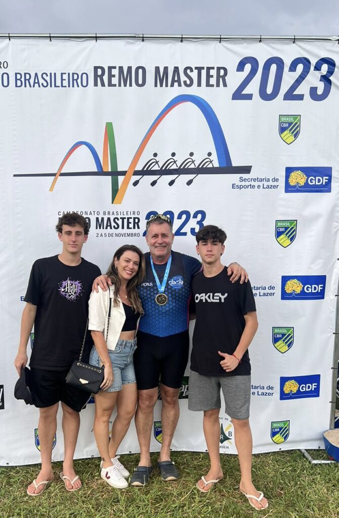 Davi-Marina-Luciano-Artur-Rezende.-O-atleta-faturou-4-medalhas-no-Campeonato-Brasileiro-de-Remo-Master-2023