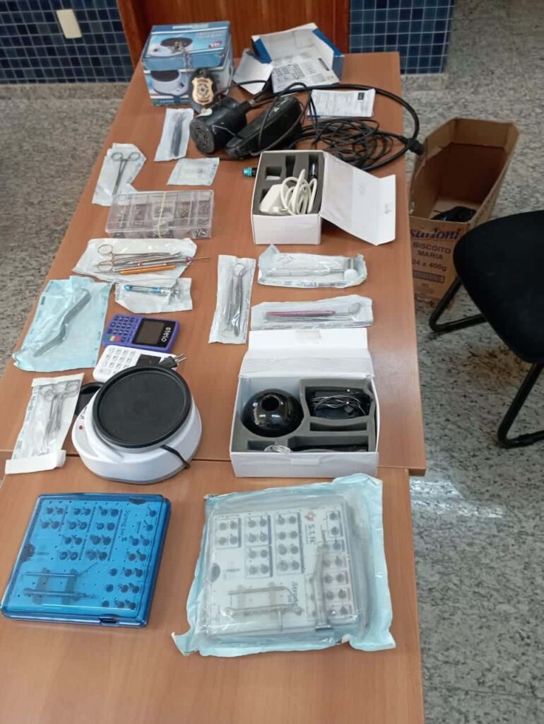 Equipamentos-Clinica-Odontologica