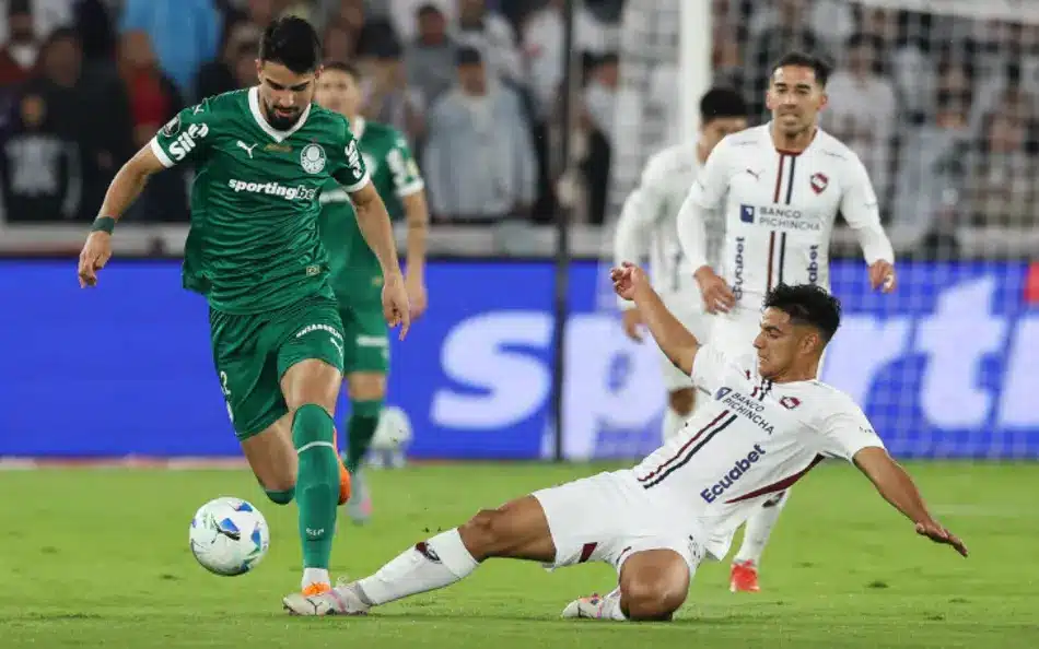 Flaco-Lopez-em-LDU-x-Palmeiras-aspect-ratio-512-320-2