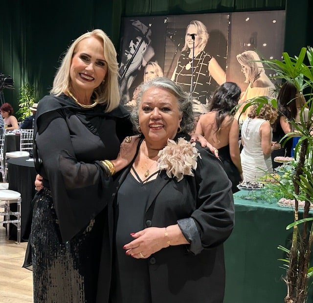 Myrinha Vasconcellos Encanta na Audição de Piano