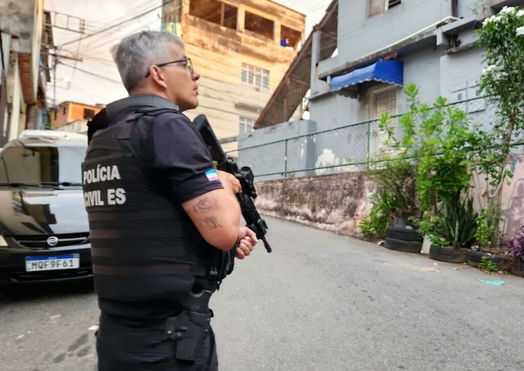 Operacao-Krampus-Policias-Civil-Militar-e-Penal-cumprem-mandados-04