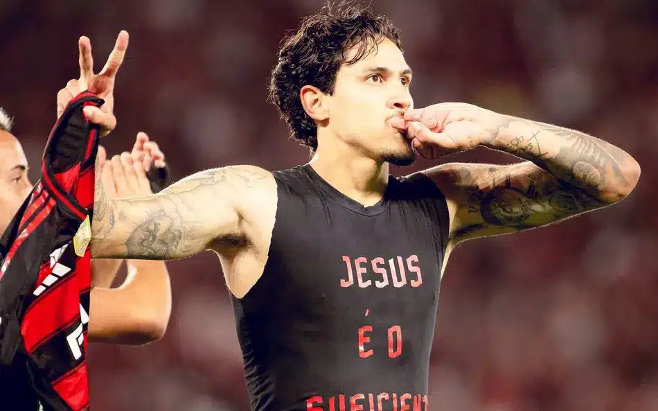 Pedro-marca-na-vitoria-do-Fla.-Adriano-fontes-Flamengo