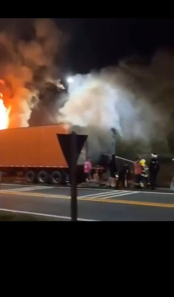 WhatsApp-Image-2025-05-28-at-15.39.03