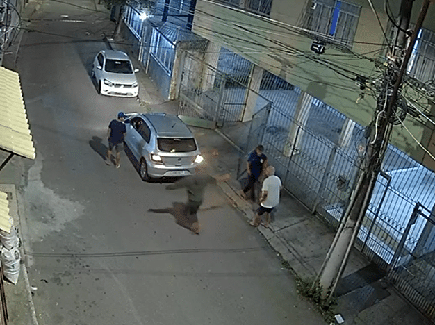 assalto-carro-idoso-vila-velha