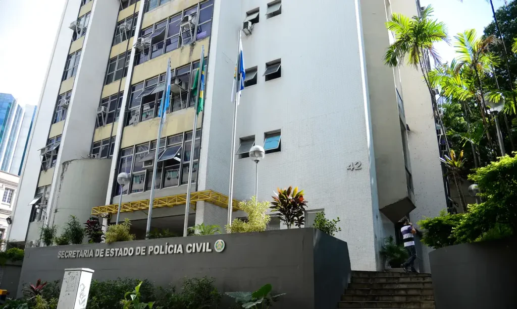 fachada_da_secretaria_de_estado_da_policia_civil_no_centro_do_rio_de_janeiro1006219444