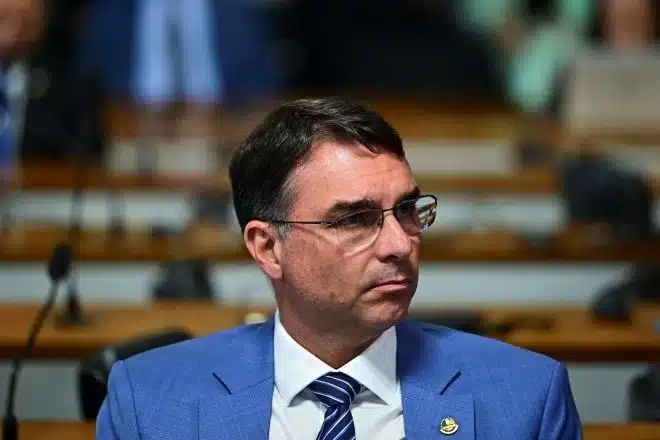 flavio_bolsonaro_22_10_2025_ab7c036074
